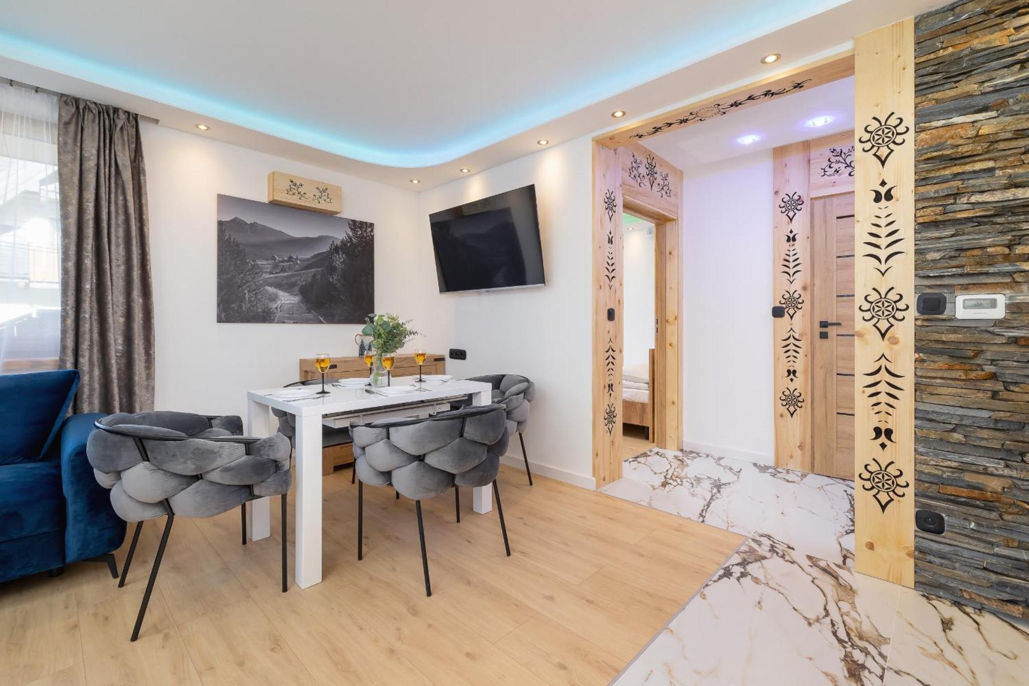 Unique For 6 People In With Access To Sauna By Renters Apartment
